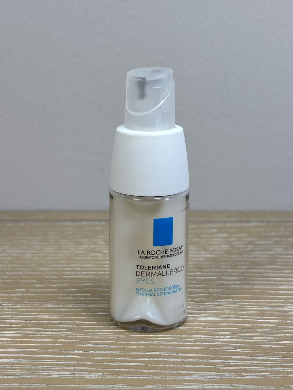 La Roche-Posay Toleriane Dermallergo Eyes — White Soothing Eye Cream